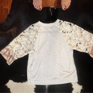 Elegant Lace Sleeve Women's Blouse - White